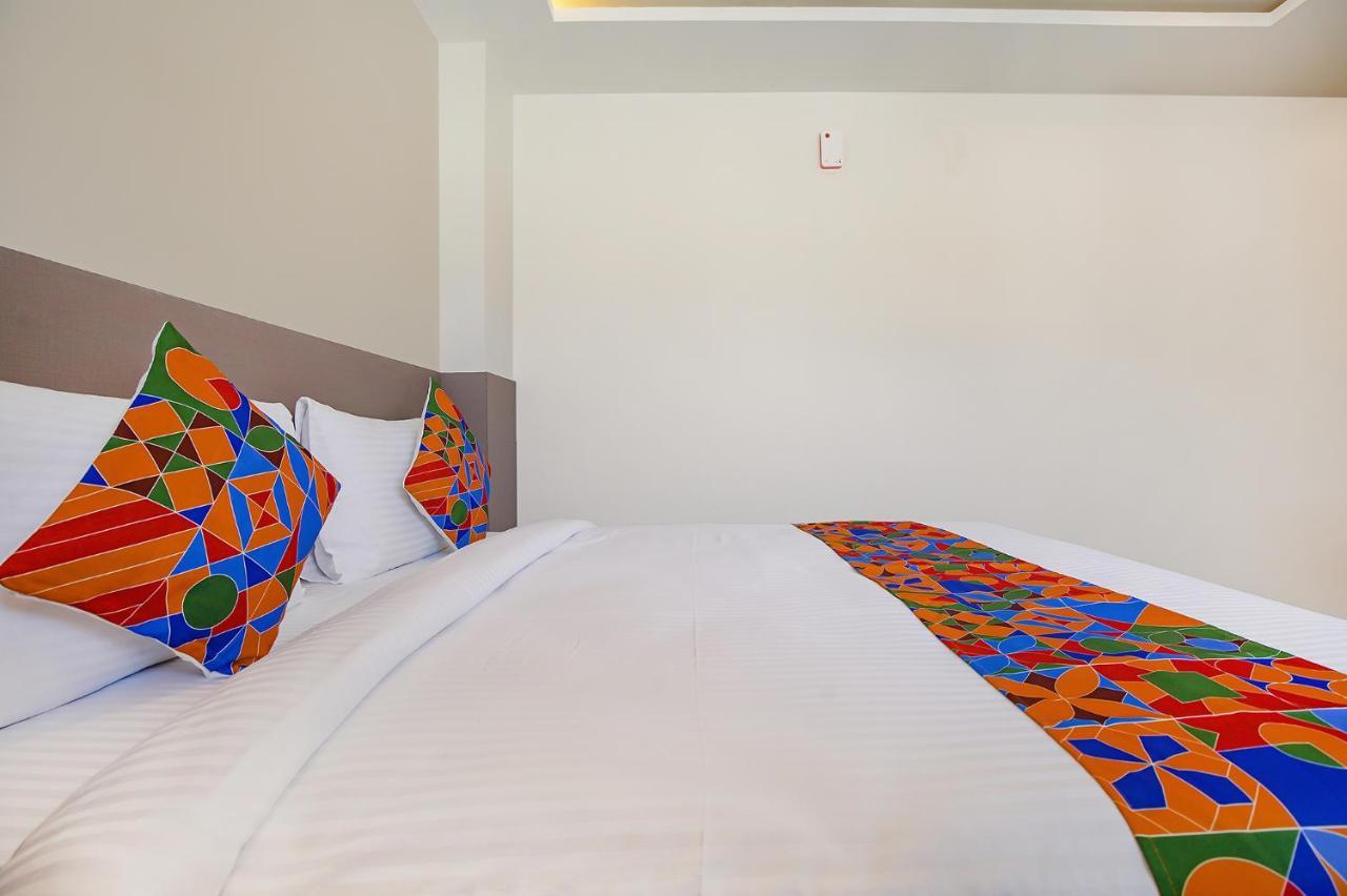 Fabhotel Athasri Inn - Nr Bellandur Railway Station バンガロール エクステリア 写真